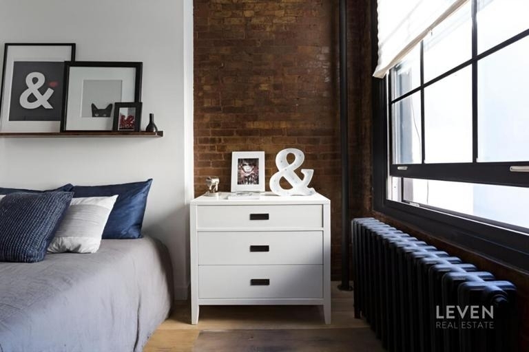 195 Prince Street - Photo 2