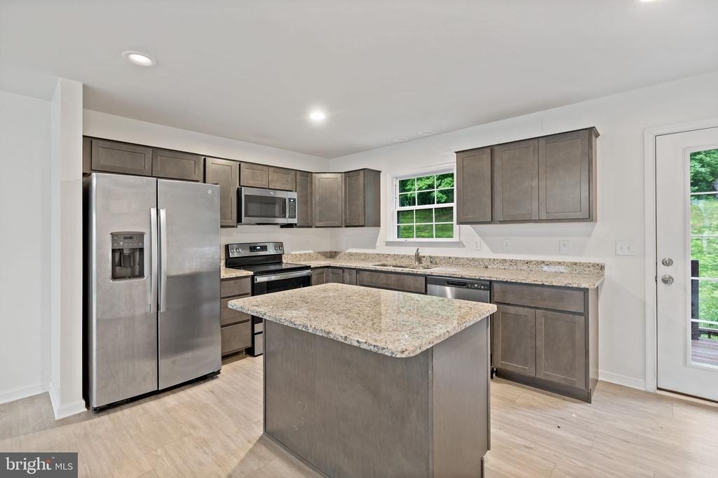 132 Furlong Way - Photo 6