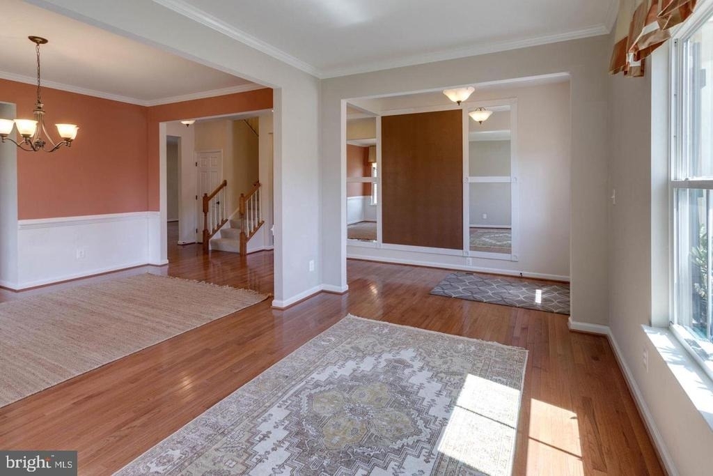 12760 Manor Hall Court - Photo 5