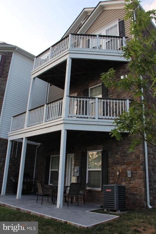 42387 Trellis Square - Photo 3