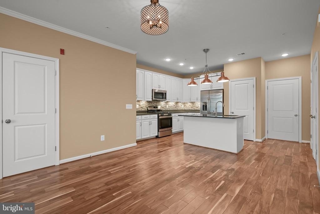 1304 Ribbon Limestone Terrace Se - Photo 5