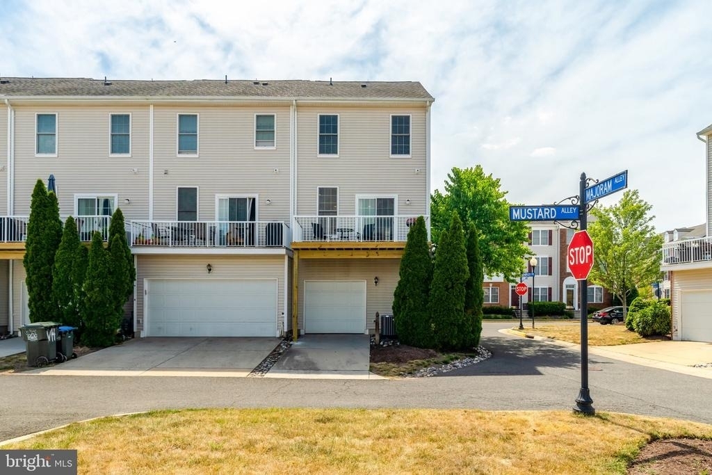 25368 Shipley Terrace - Photo 2