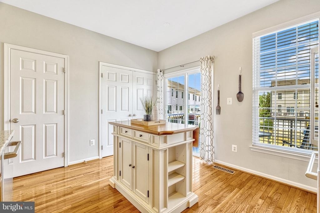 25368 Shipley Terrace - Photo 6
