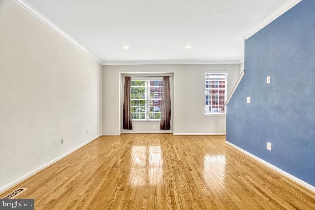 25368 Shipley Terrace - Photo 10