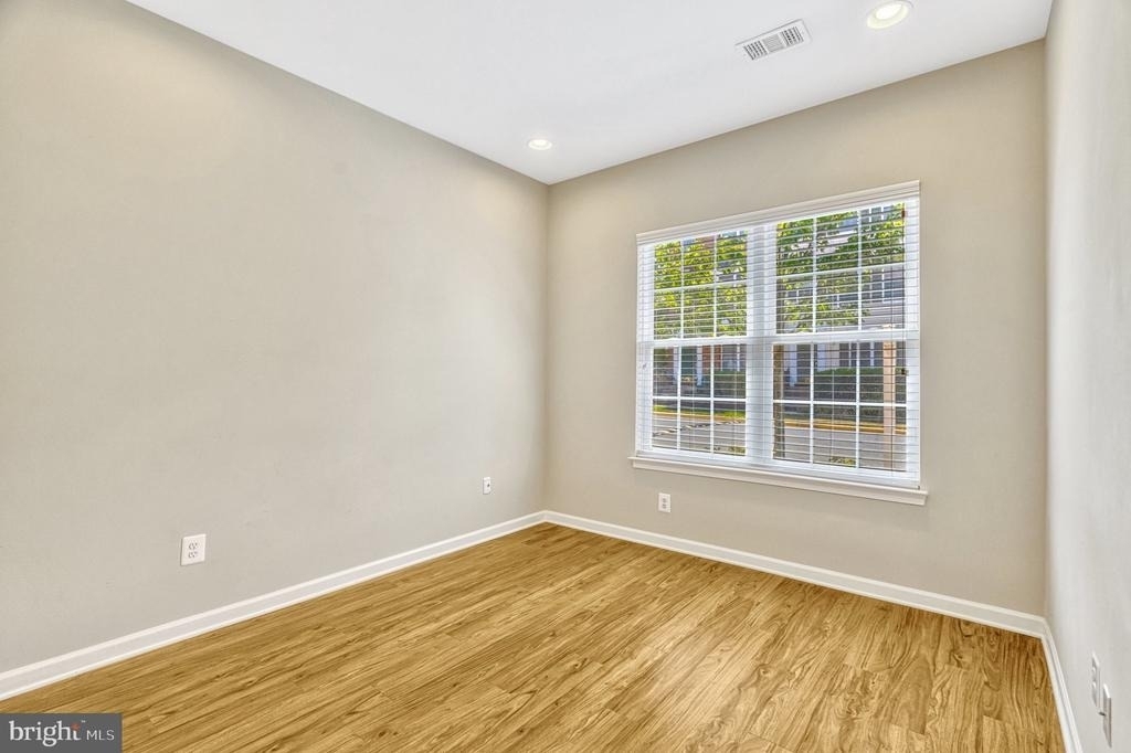 25368 Shipley Terrace - Photo 22