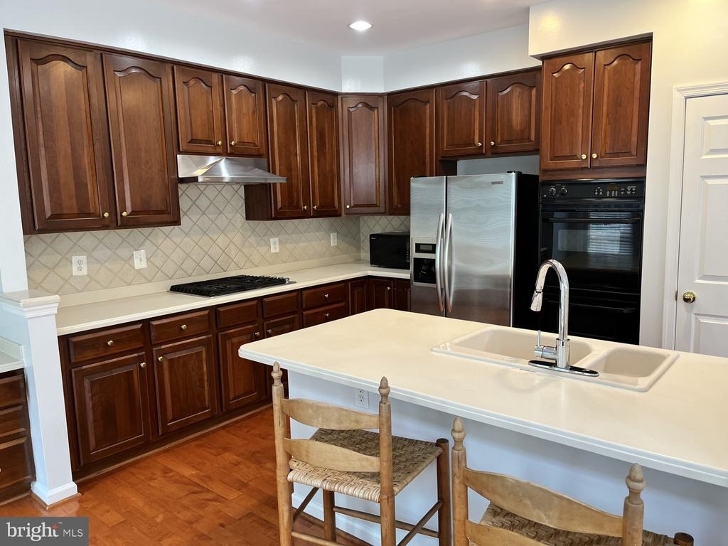 1786 Brentridge Street - Photo 4