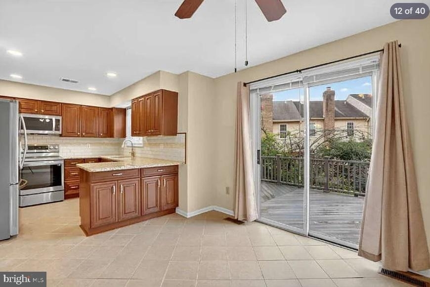 7427 Salford Court - Photo 11