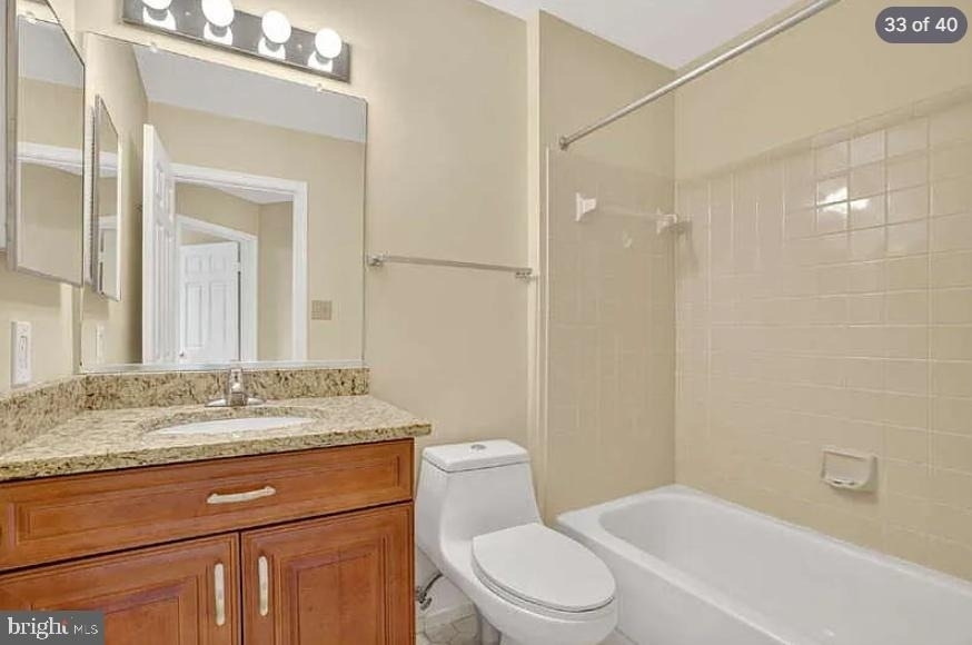 7427 Salford Court - Photo 32