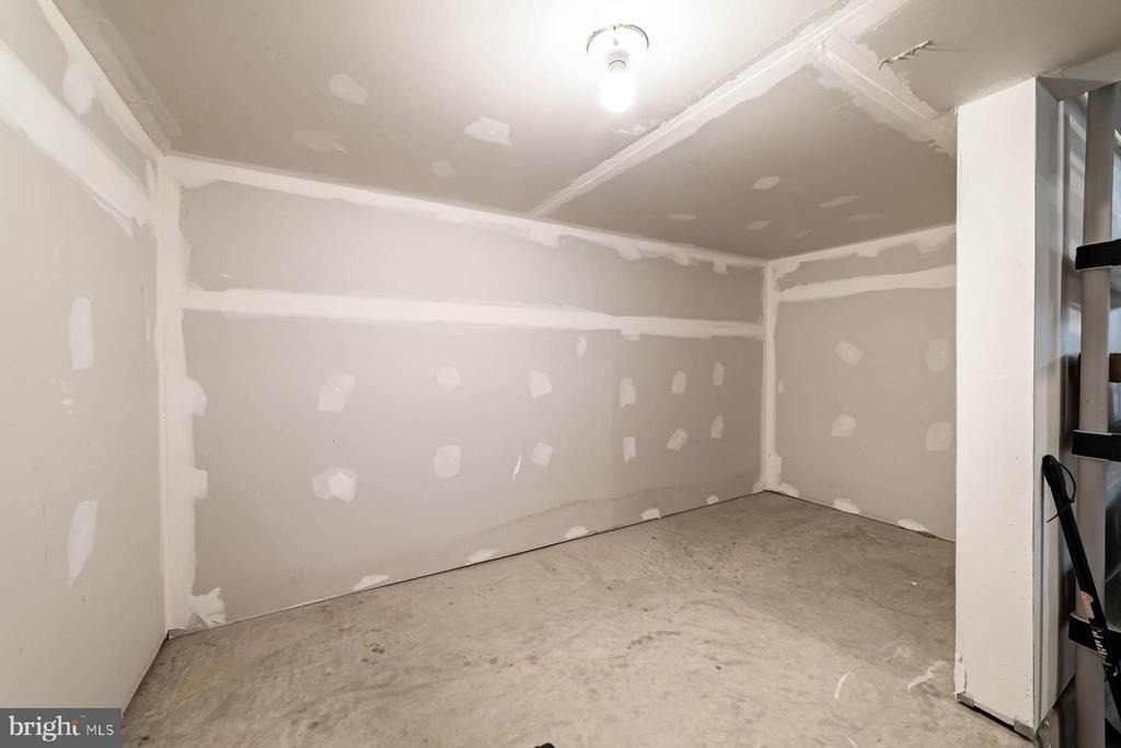 6227 Almerico Place - Photo 80