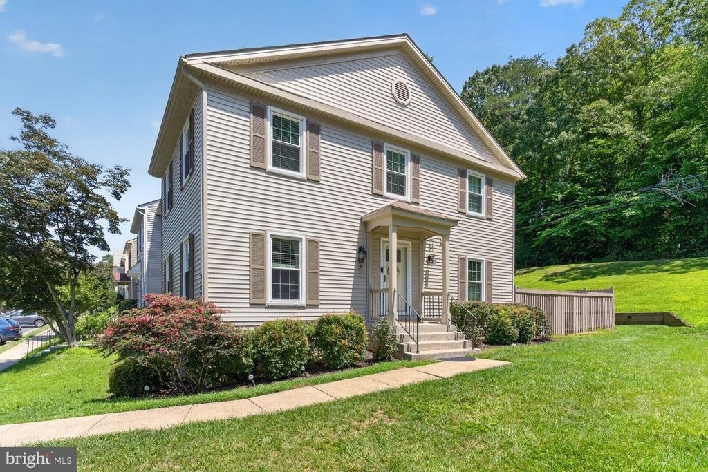 7331 Rolling Oak Lane - Photo 0