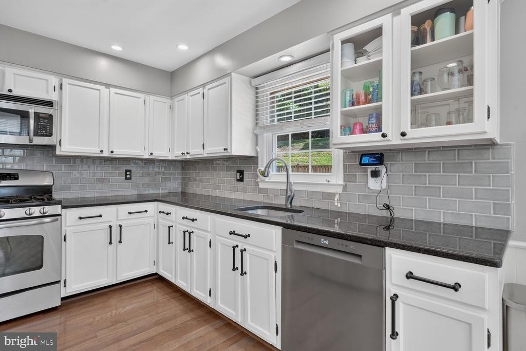 7331 Rolling Oak Lane - Photo 12