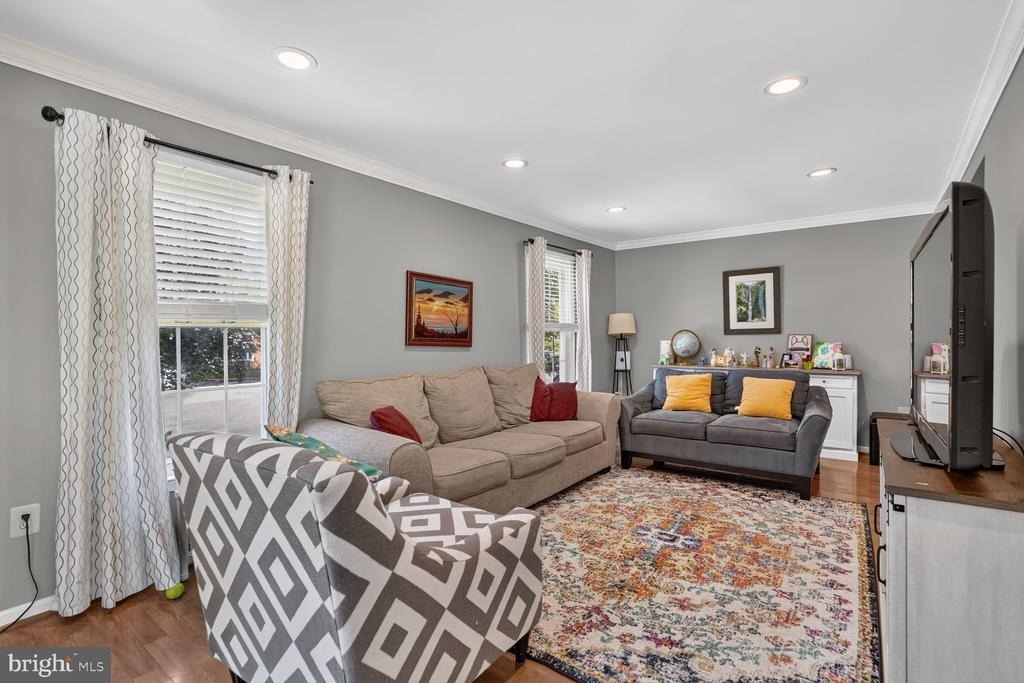 7331 Rolling Oak Lane - Photo 5