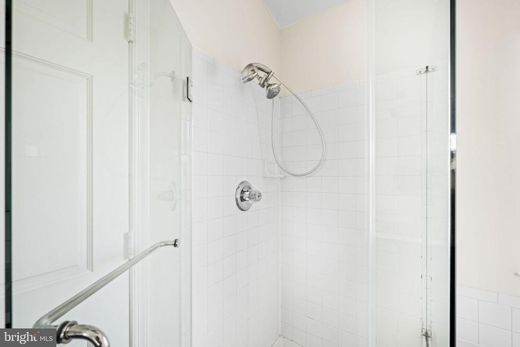 2902 Jessica Court - Photo 49