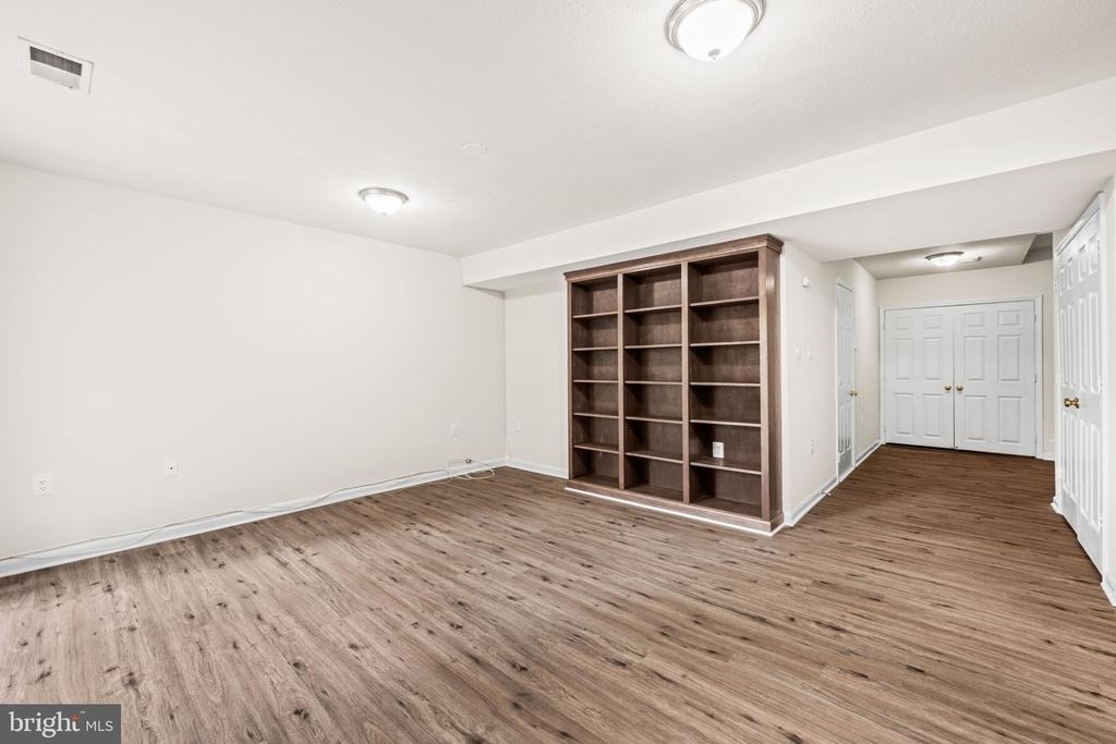 2902 Jessica Court - Photo 47