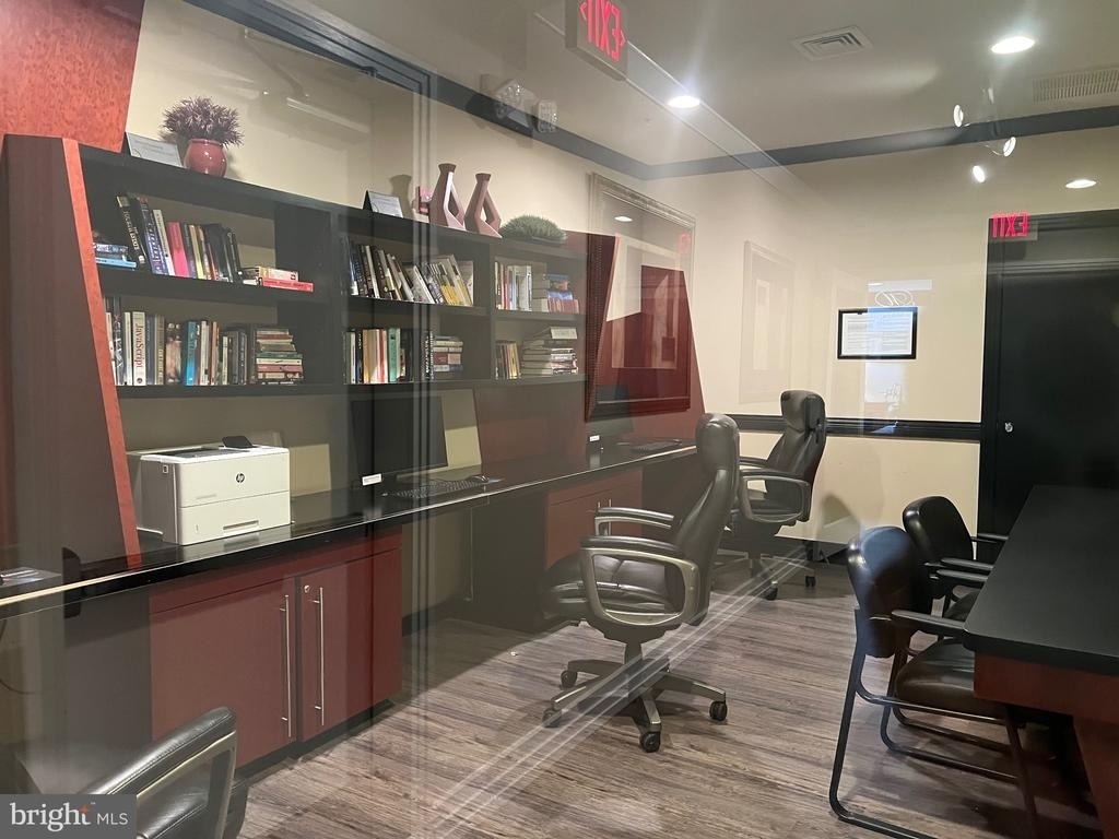 9490 Virginia Center Boulevard - Photo 18