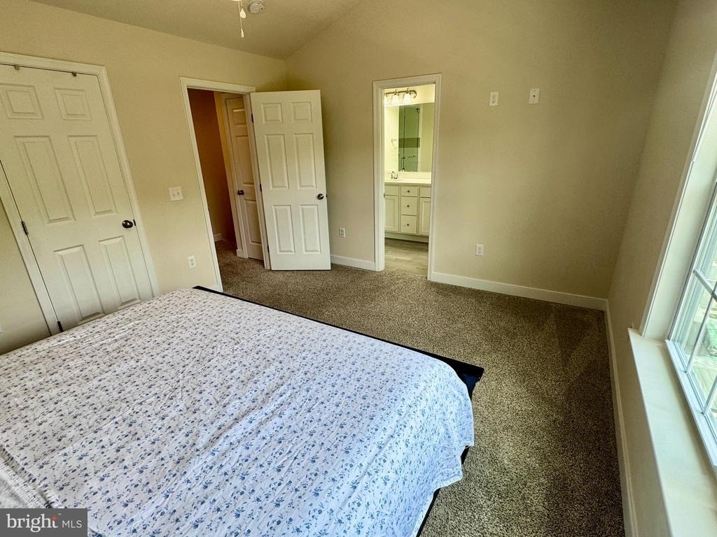 1008 Wicklow Drive - Photo 17