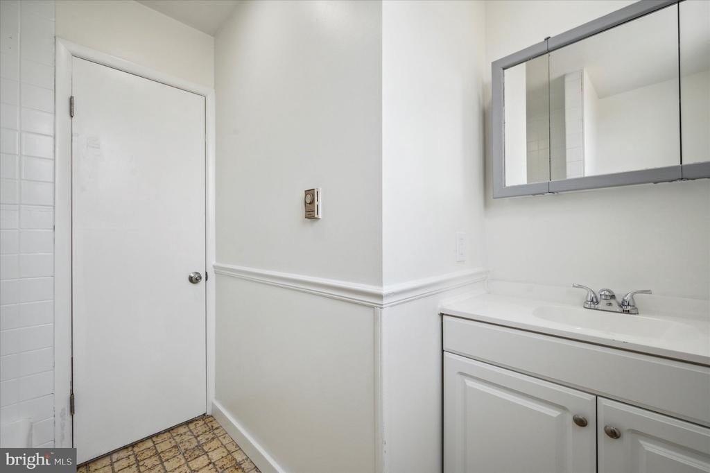 2201 S Hicks Street - Photo 20