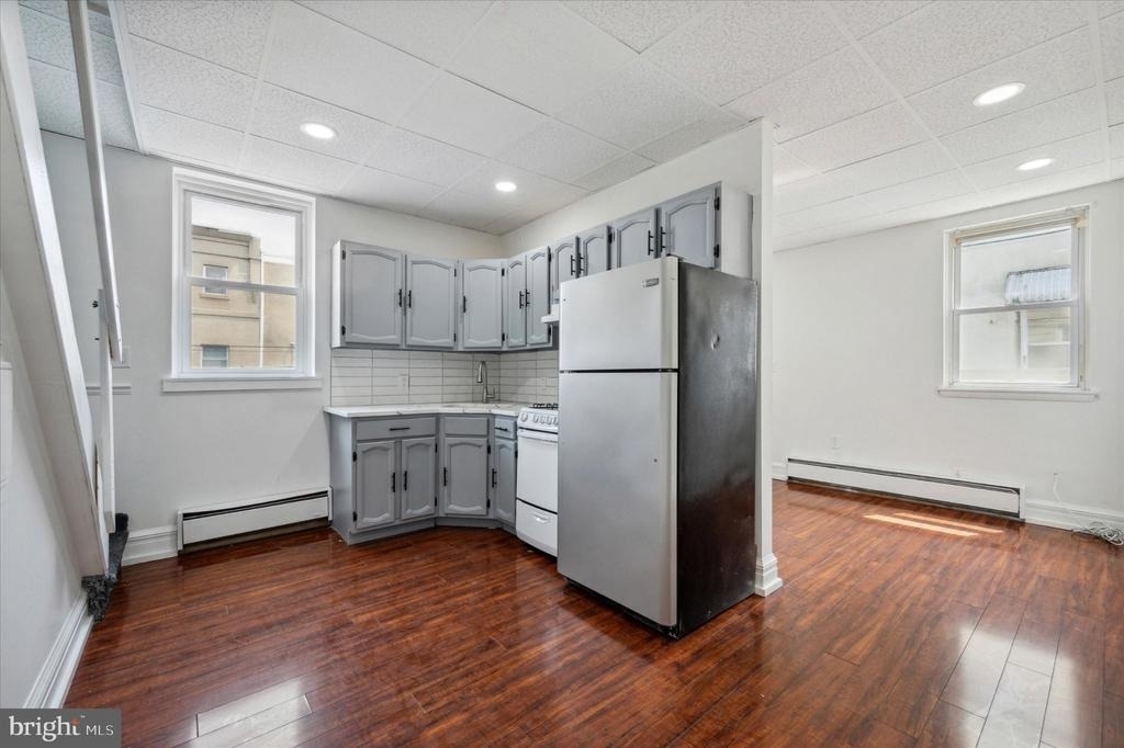 2201 S Hicks Street - Photo 3