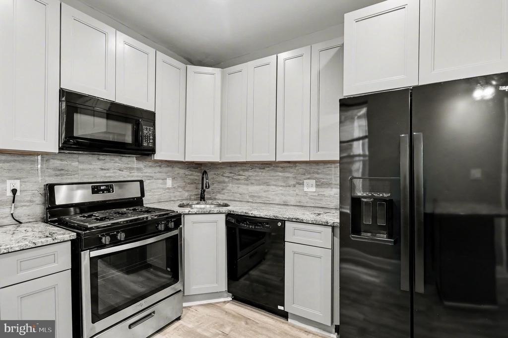 2238 Oakford Street - Photo 8