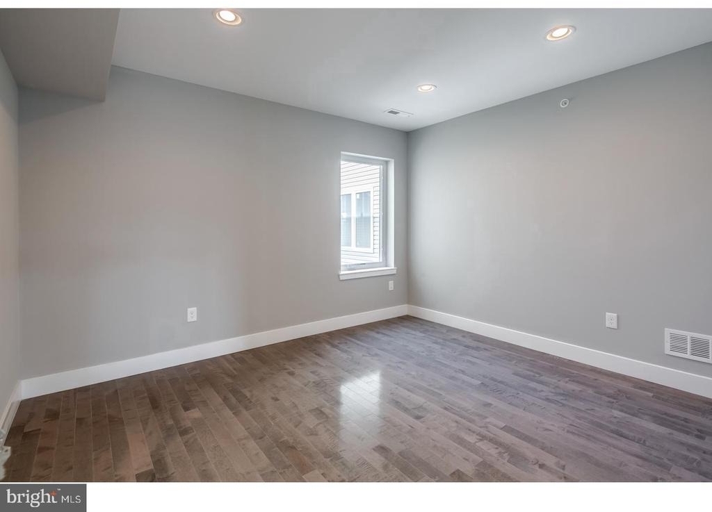 910 N 16th Street - Photo 10