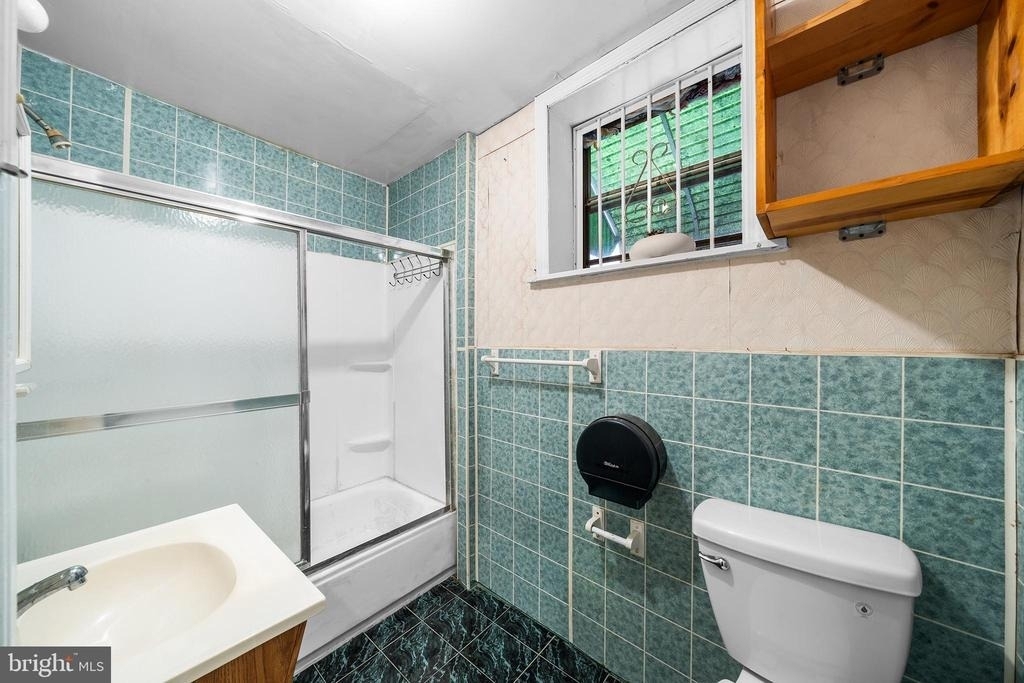 1821 E Sergeant Street - Photo 11