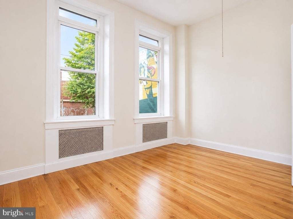 2808 W Girard Avenue - Photo 2