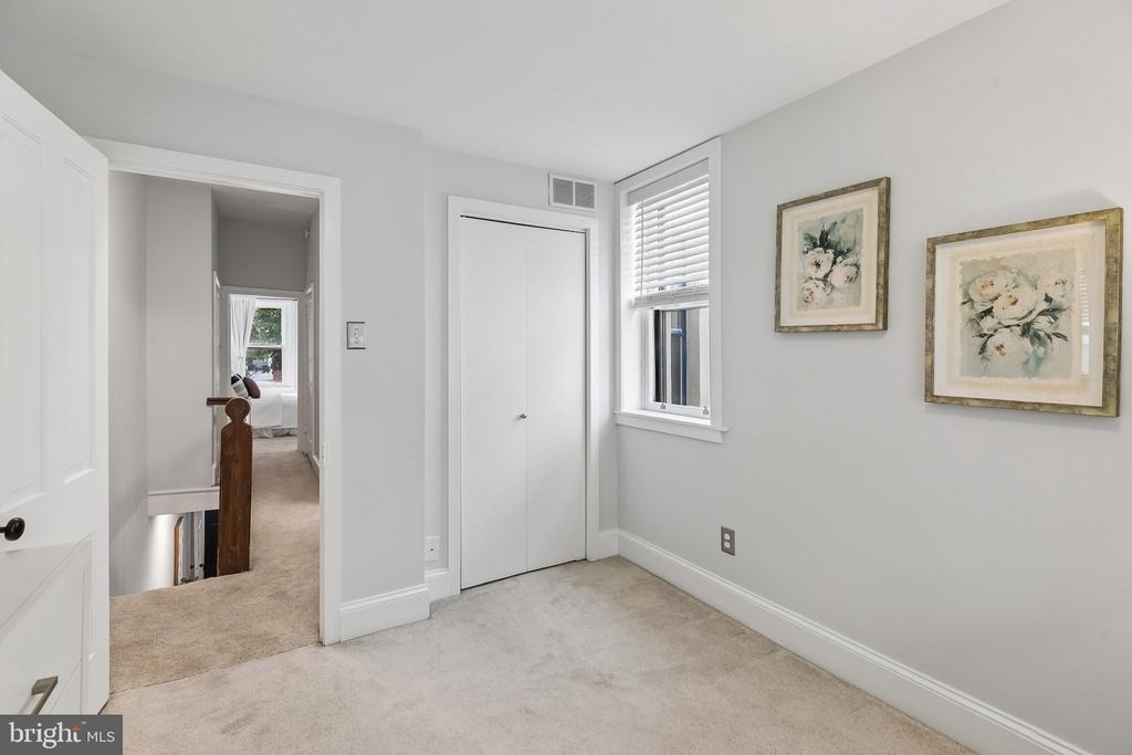 621 S Bambrey Street - Photo 20