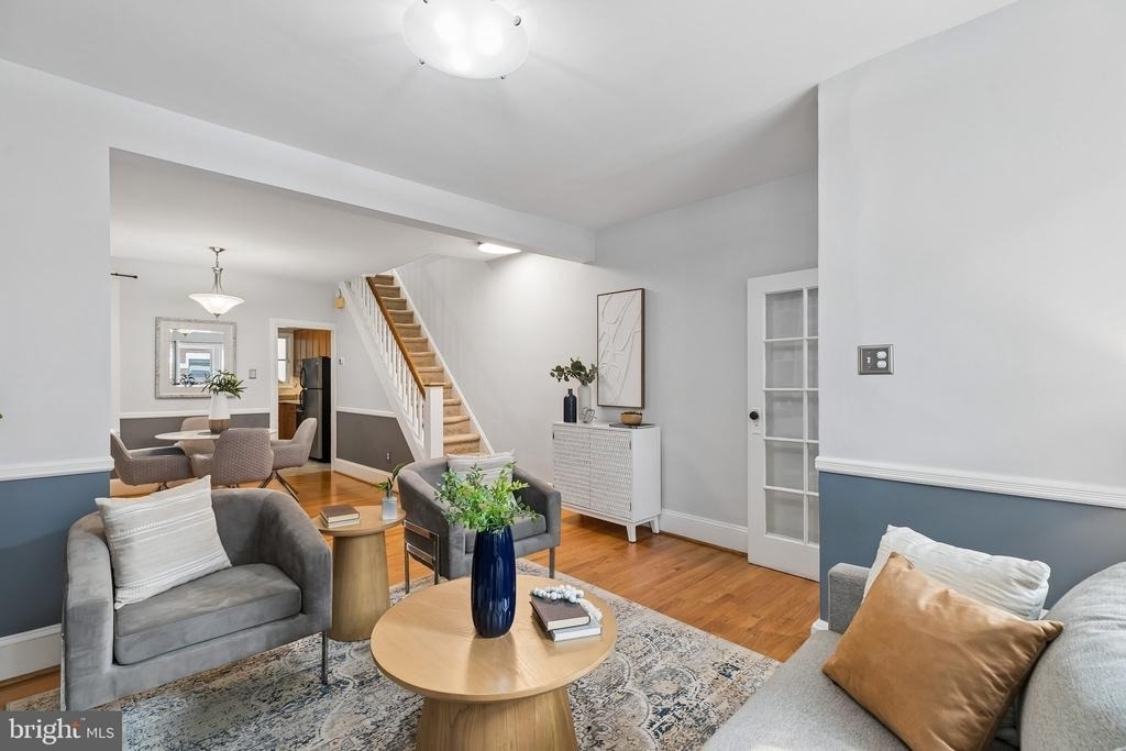 621 S Bambrey Street - Photo 8