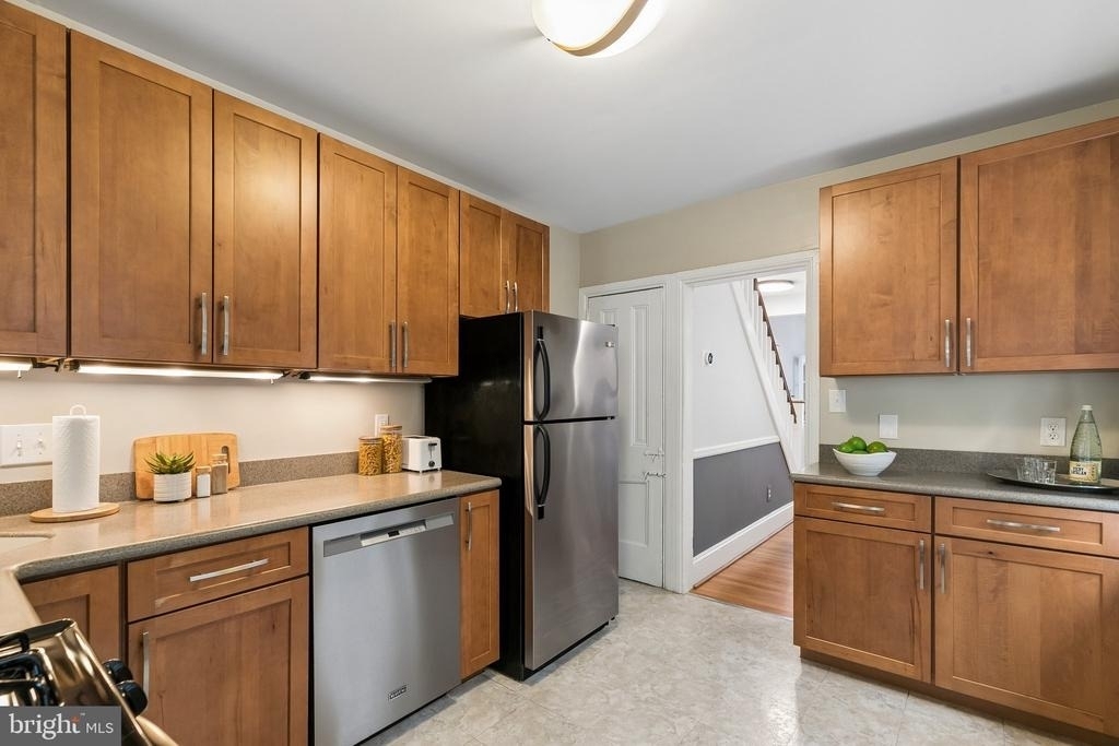 621 S Bambrey Street - Photo 16