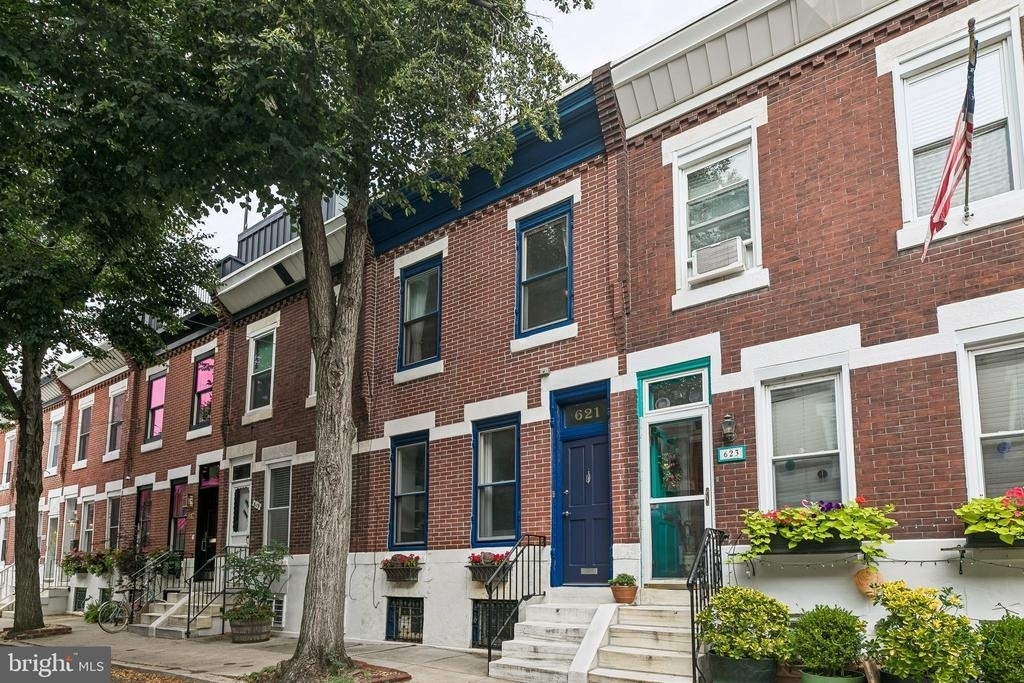 621 S Bambrey Street - Photo 2