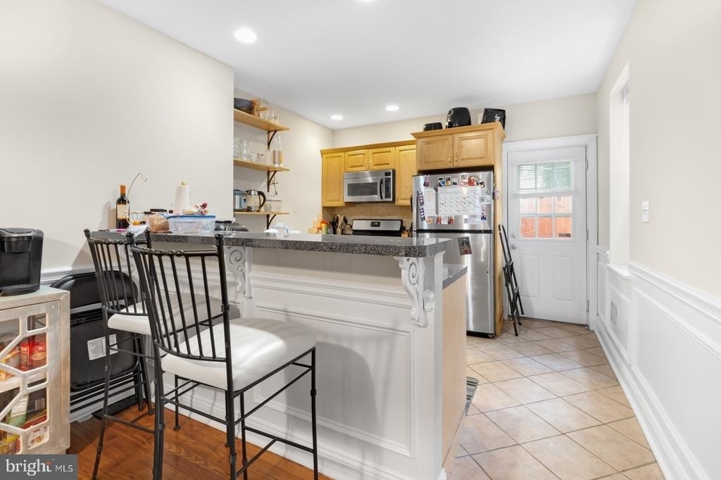 2229 St Albans Street - Photo 7