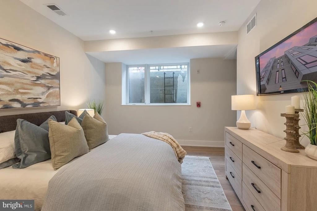1754 Wylie Street - Photo 14