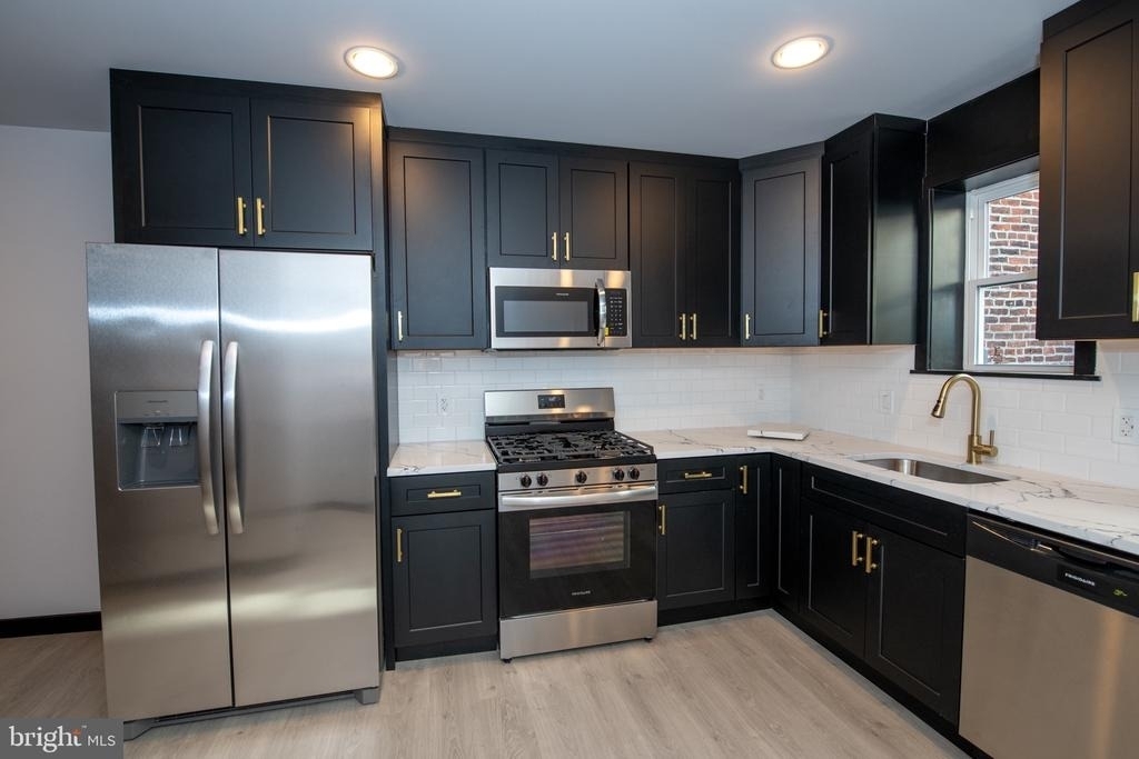 1512 S Beulah Street - Photo 1