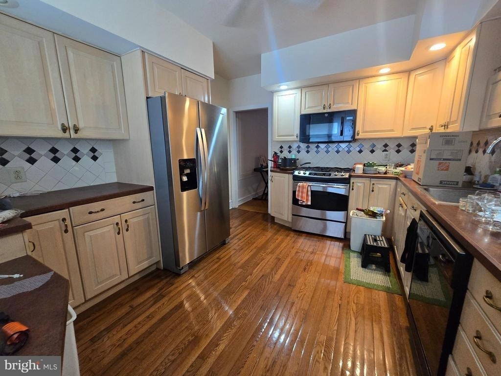 6665 Sprague Street - Photo 10