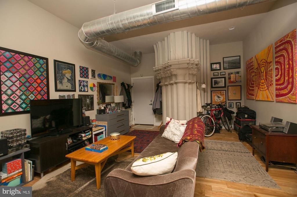 2701 W Girard Avenue - Photo 1