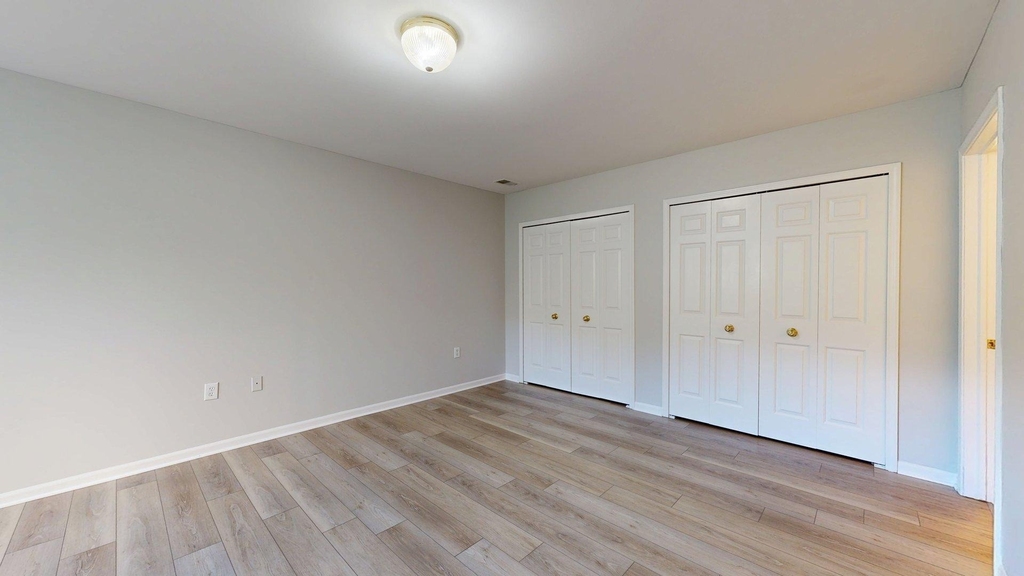 2767 S Knightsbridge Circle - Photo 10