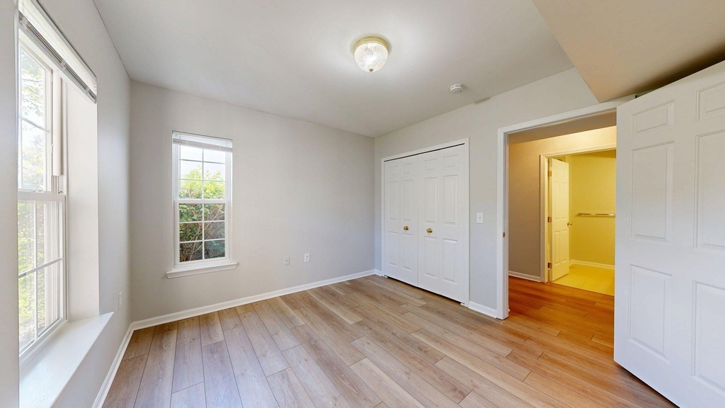 2767 S Knightsbridge Circle - Photo 15