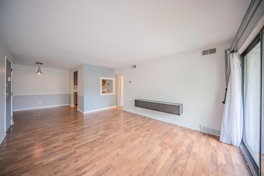 2118 Pauline Boulevard - Photo 7