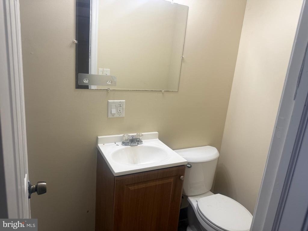 544 Wiltshire Road - Photo 11