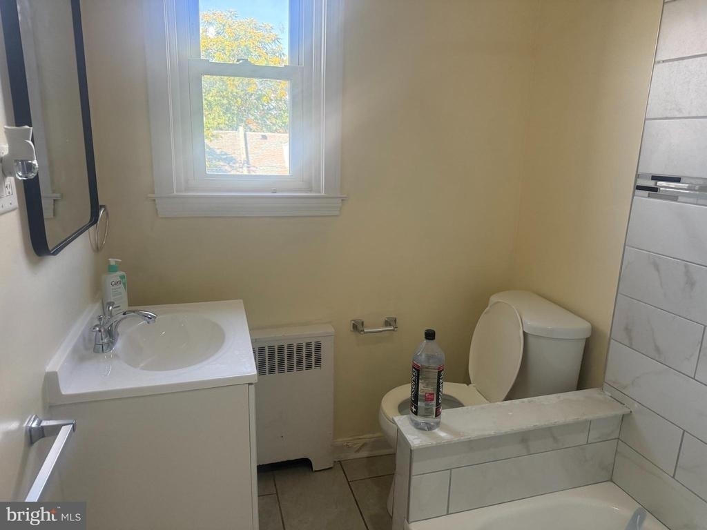 544 Wiltshire Road - Photo 5
