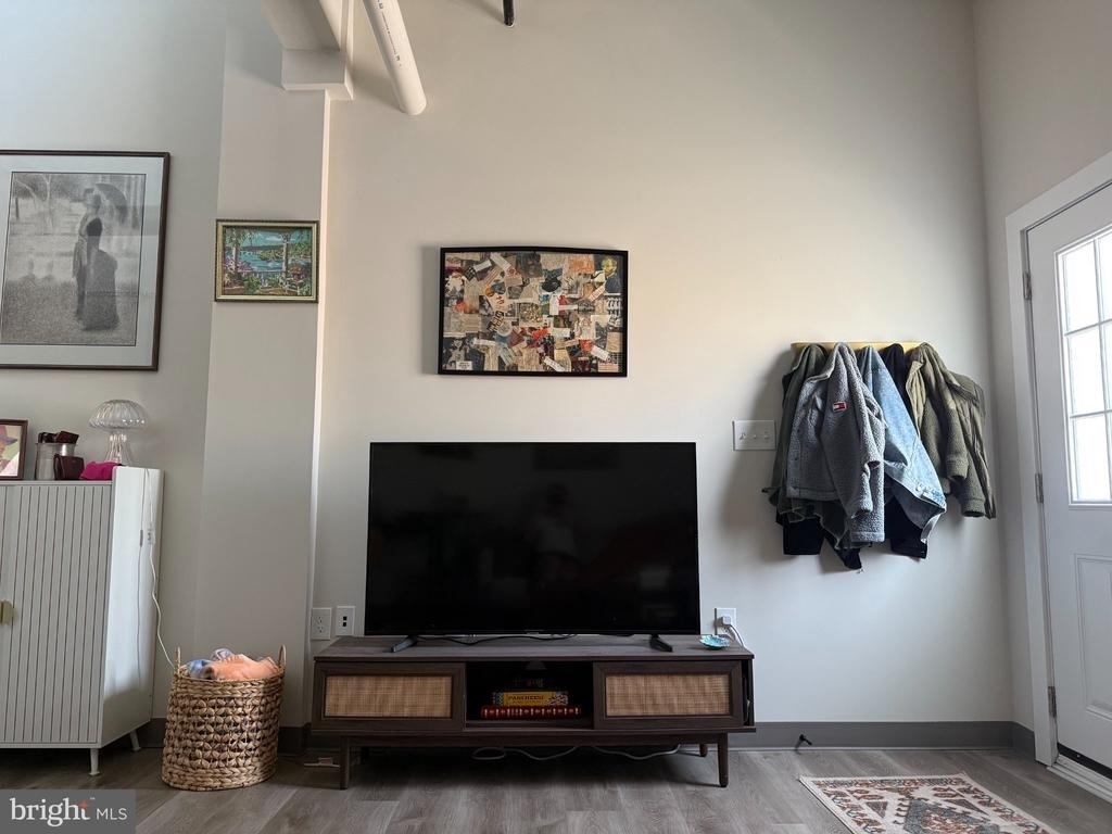 224 Hall Street - Photo 17