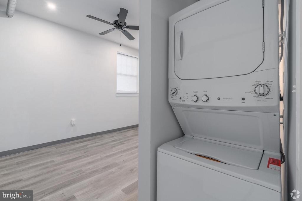 224 Hall Street - Photo 13