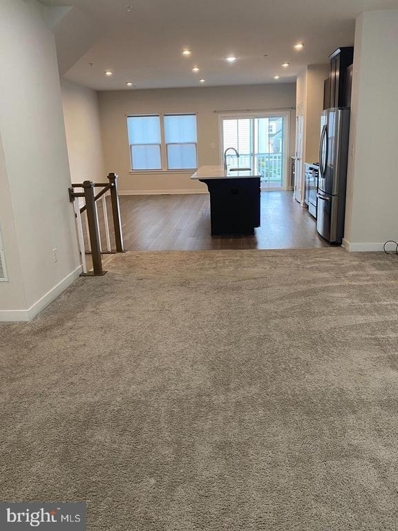 619 Holywell Drive - Photo 6