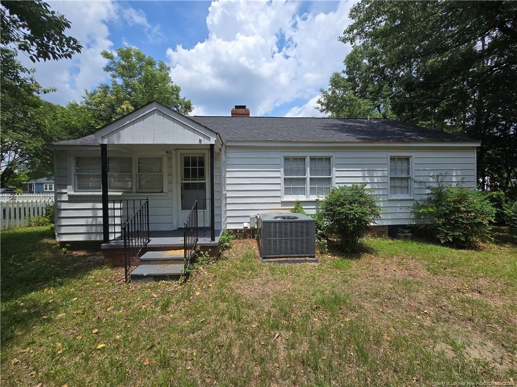 2705 Pecan - Photo 3