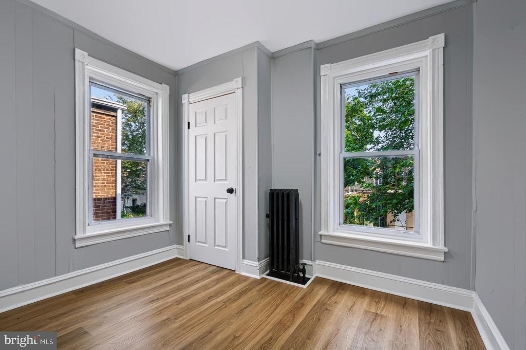 309 Academy Street - Photo 16