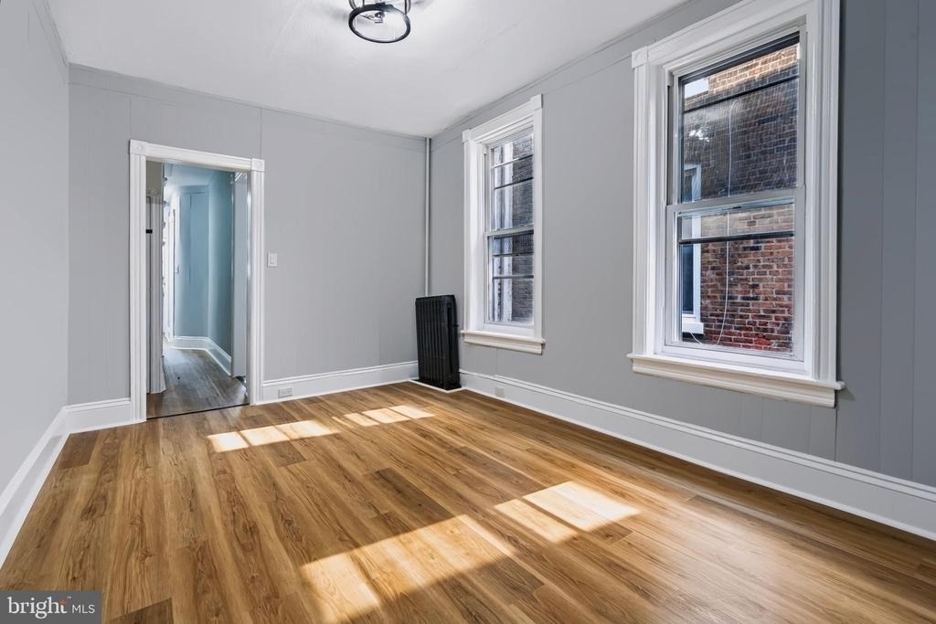 309 Academy Street - Photo 9