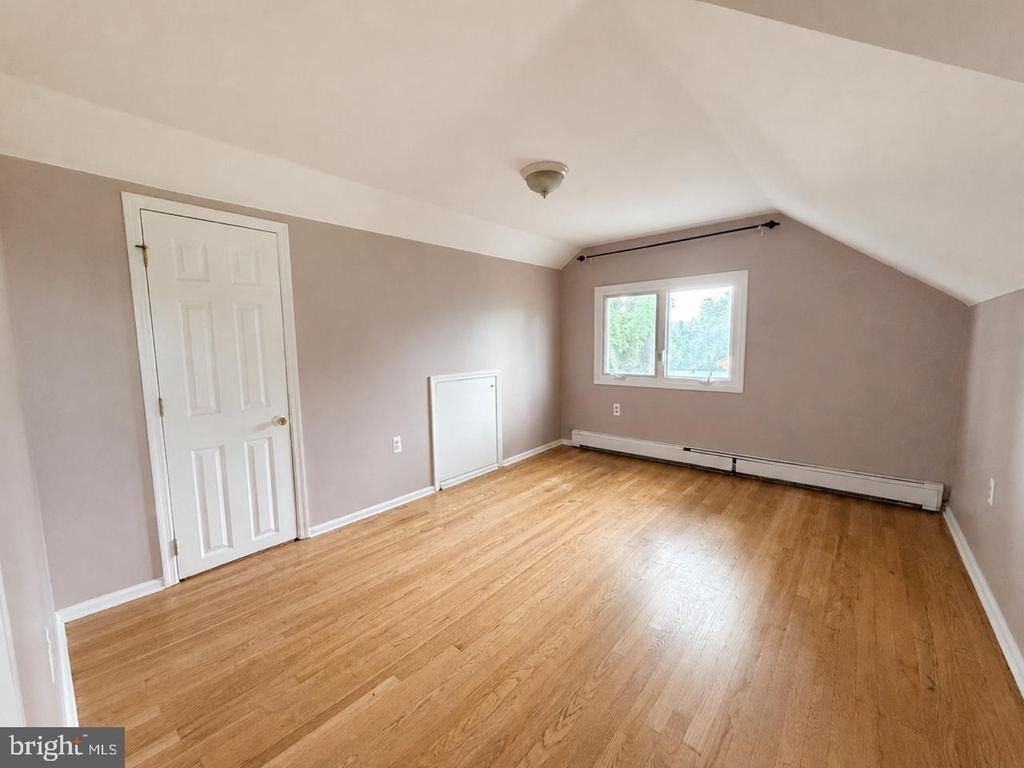 580 Village Rd W - Photo 32