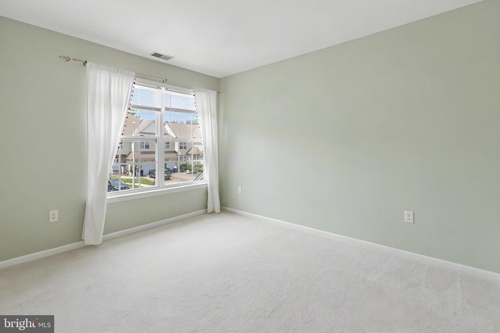 16 Shelley Circle - Photo 34