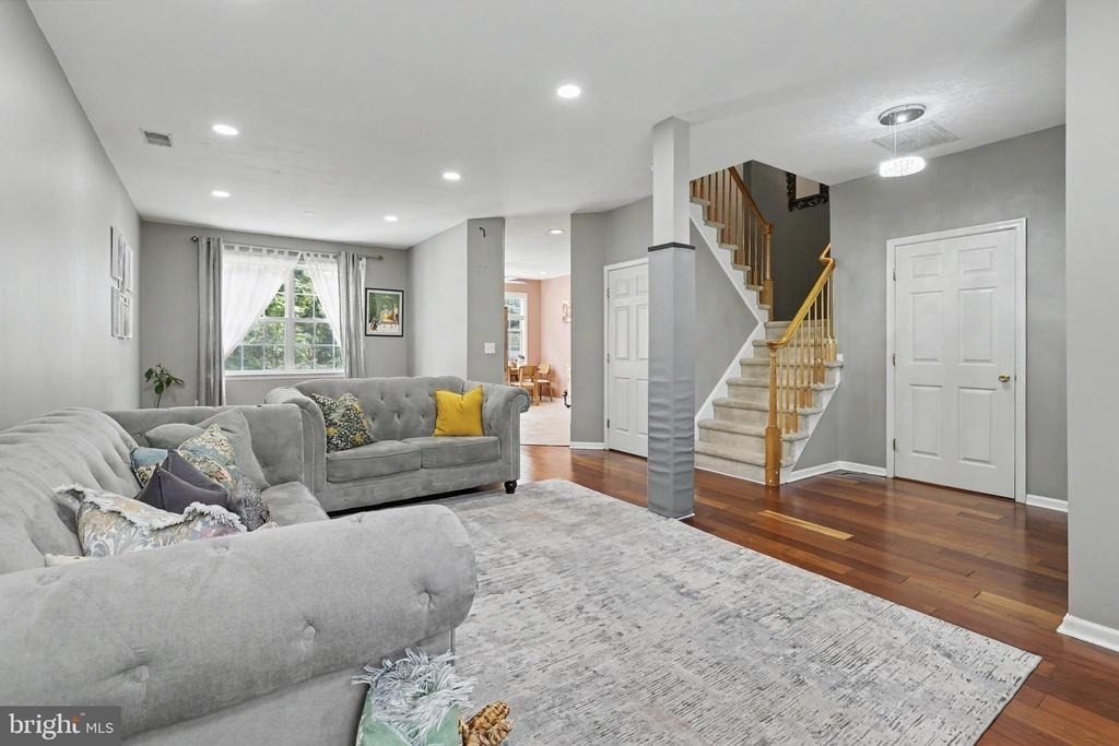16 Shelley Circle - Photo 11