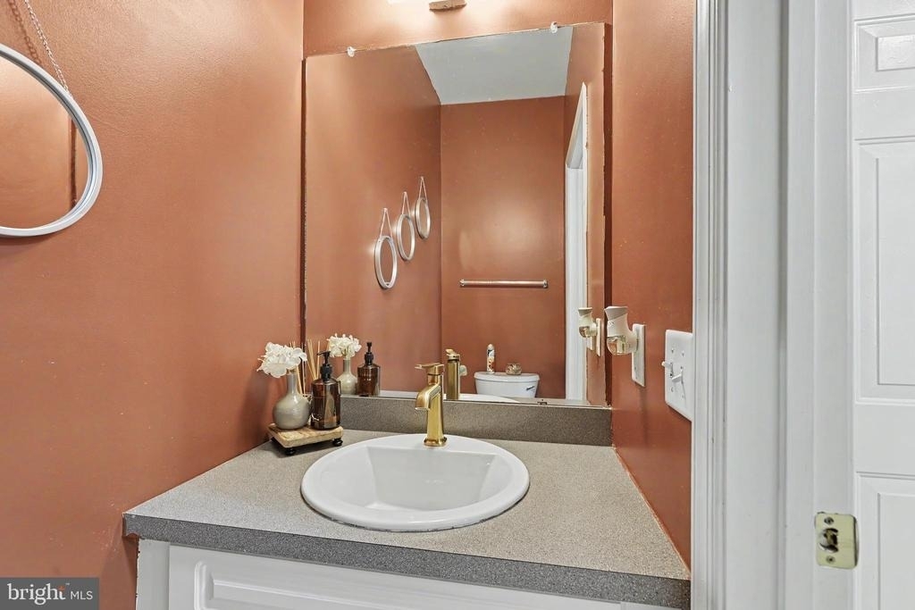 16 Shelley Circle - Photo 12